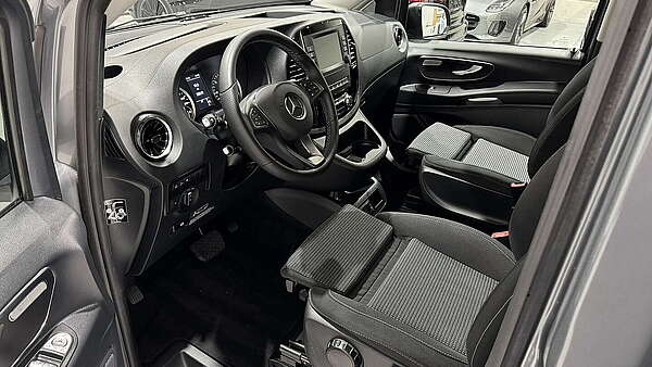 Mercedes V220d 4Matic lang Marco Polo Activity Foto 14