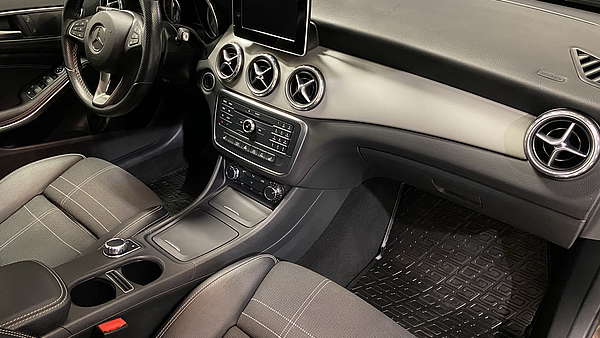 Mercedes GLA 200 CDI Automatik Foto 17