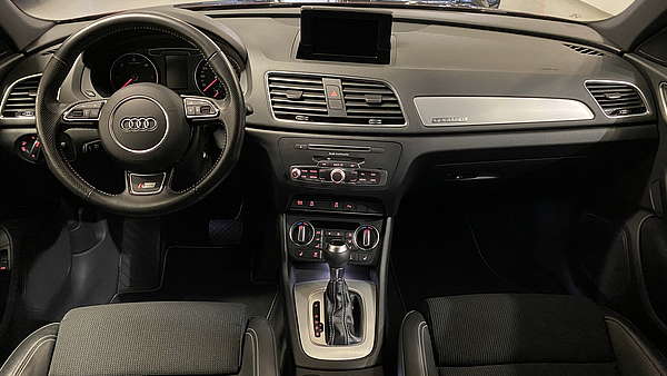 Audi Q3 Sport Quattro 2.0 TDI S-Tronic Foto 23