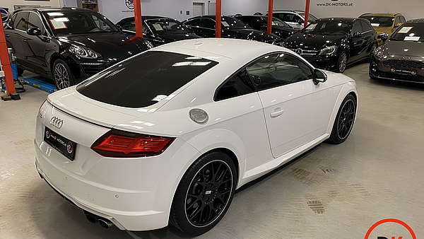 Audi TTS 8S 2.0 TFSI Quattro Handschalter Foto 4