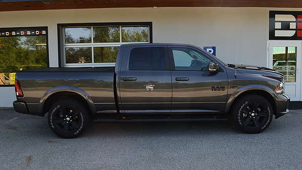 Dodge Ram 1500 CrewCab Longbed Foto 0