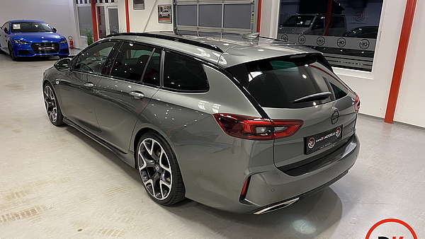 Opel Insignia B GSI 2.0 Turbo 4x4 Sports Tourer Foto 3