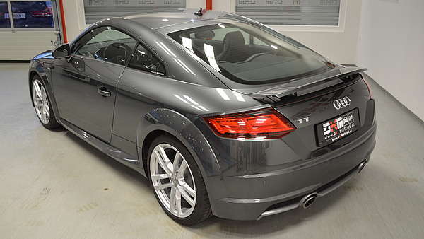 Audi TT 8S S-Line grau Foto 4