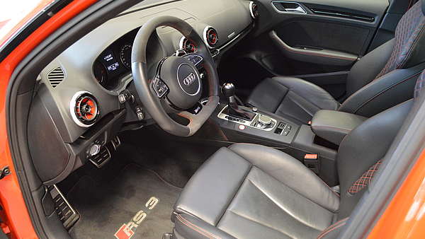 Audi RS3 8V Foto 10