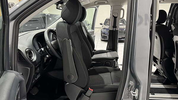 Mercedes V220d 4Matic lang Marco Polo Activity Foto 36