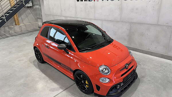 Abarth 695 Competizione 2023 Foto 7