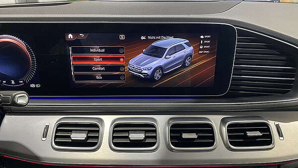 Mercedes GLE 350d 4Matic AMG Line 2020 Foto 38
