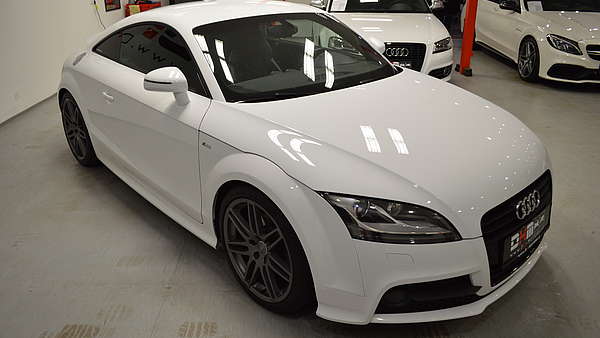 Audi TT 8J S-Line weiß Foto 6