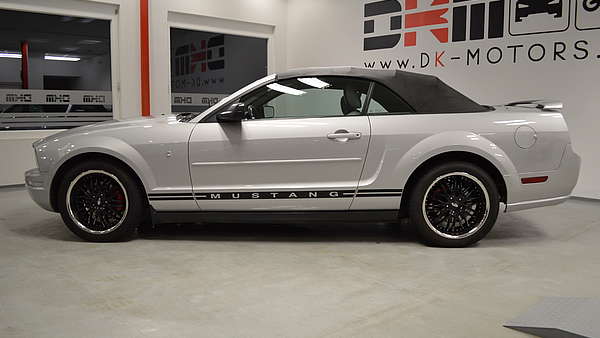 Ford Mustang Cabrio Foto 1