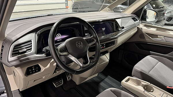 VW T7 Multivan 1,4 TSI Eco eHybrid 7 Sitzer KR Foto 16