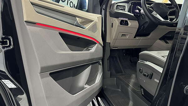 VW Multivan T7 1,4 TSI DSG Energetic eHybrid LR Foto 28