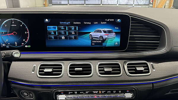 Mercedes GLE 400d 4Matic Aut. AMG Line Diamantweiß Foto 31