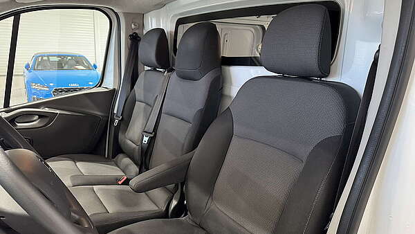 Renault Trafic 2,0 dCi L1H1 2,8t Foto 9