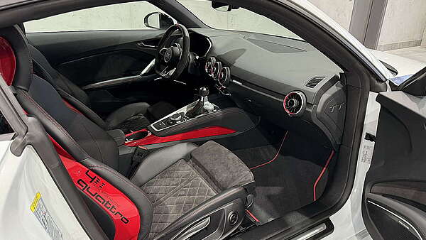 Audi TT 45 TFSI Competition Quattro S-Tronic 40 Jahre Edi Foto 18