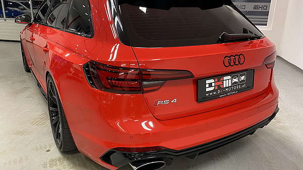 Audi RS4 2,9 TFSI Avant quattro B9 Foto 32