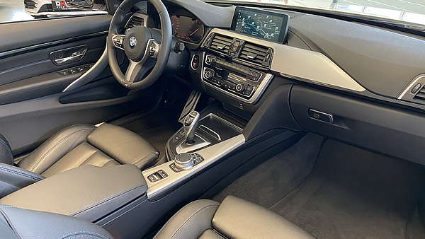 BMW 440i xDrive Cabrio M-Paket Foto 26