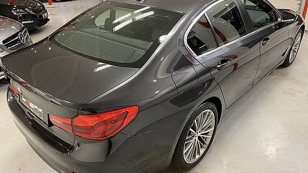 BMW 540i xDrive Autom. G30 Foto 4