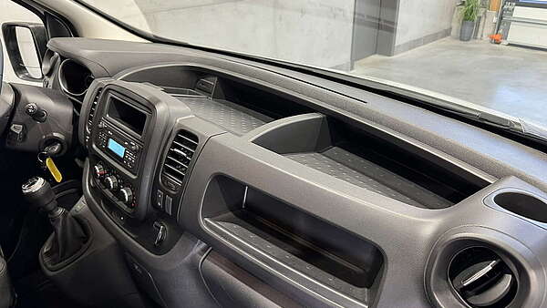 Renault Trafic 2,0 dCi L1H1 2,8t Foto 14