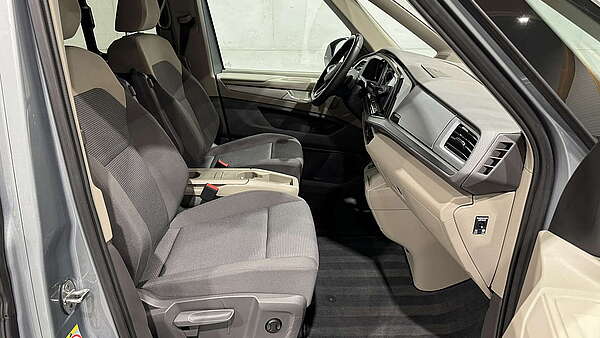 VW T7 Multivan 1,4 TSI Eco eHybrid 7 Sitzer KR Foto 18