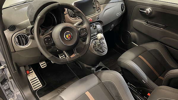 Abarth 695 70° Anniversario Foto 20