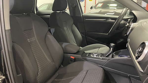 Audi A3 Sportback 1,6 TDI Sport Foto 15