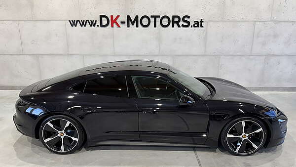 Porsche Taycan Basis Plus 83,7 kWh Foto 10