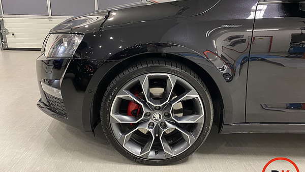 Skoda Octavia Combi RS TDI DSG 4x4 VFL Foto 9