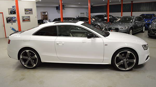 Audi A5 Coupe S-Line 3.0 TDI weiss Foto 4