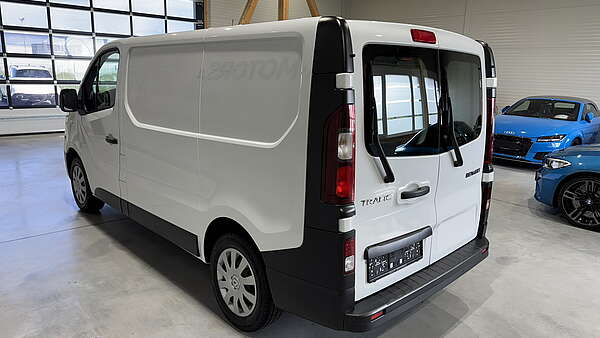 Renault Trafic 2,0 dCi L1H1 2,8t Foto 4