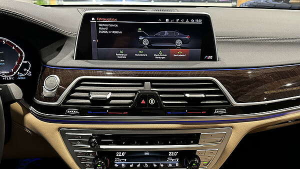 BMW 745e PHEV Hybrid M-Paket Aut. Foto 34