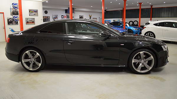 Audi A5 Coupe 1.8 TFSI S-Line Foto 5