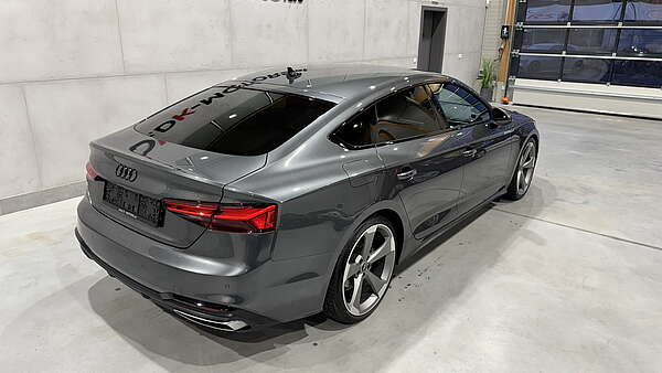 Audi A5 Sportback S-Line 40 TDI S-Tronic Foto 2