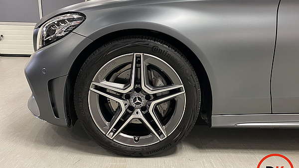 Mercedes C220d Coupe AMG Line Designo Foto 9