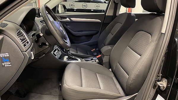 Audi Q3 Intense Quattro 2.0 TDI S-Tronic Foto 12