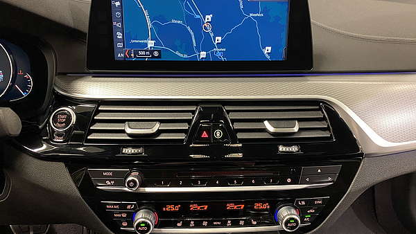 BMW 530d xDrive M-Paket G30 Limousine Foto 27