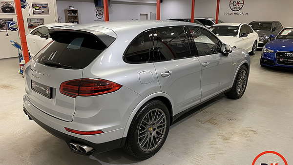 Porsche Cayenne II S PHEV Hybrid Platinum Edition Foto 4