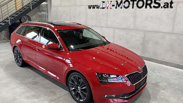 Skoda Superb Combi Style 2.0 TDI DSG Foto 1