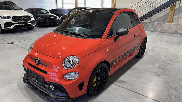 Abarth 695 Competizione 2023 Foto 5