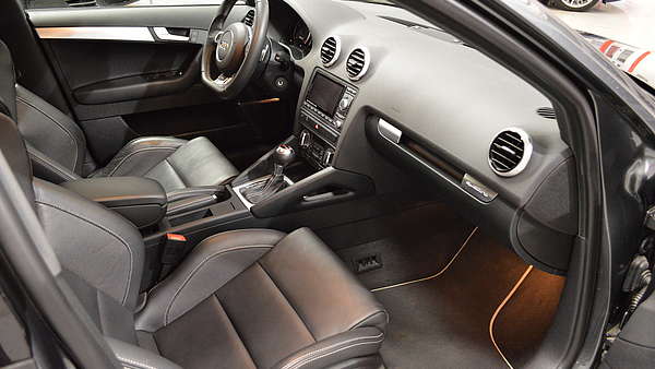 Audi RS3 Sportback 8P grau Foto 11
