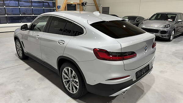 BMW X4 20d xDrive Autm. Advantage Foto 4