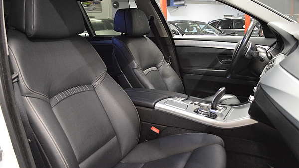 BMW 520d LCI F11 Touring Autm. Foto 21