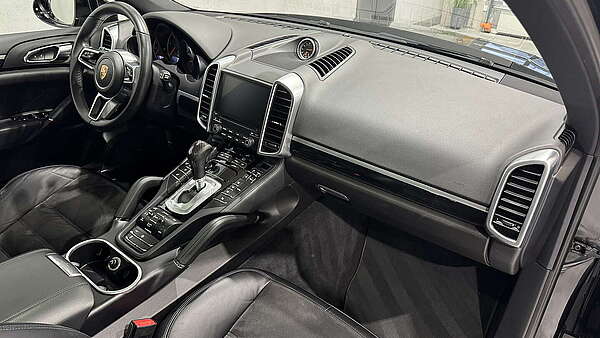 Porsche Cayenne II Aut. Platinum Edition Diesel Foto 16