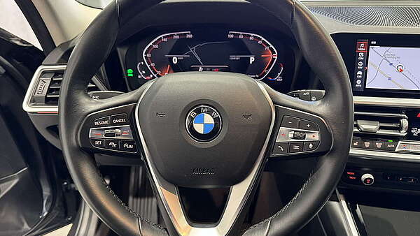 BMW 320i Touring (G21) Sport Line Aut. Foto 21