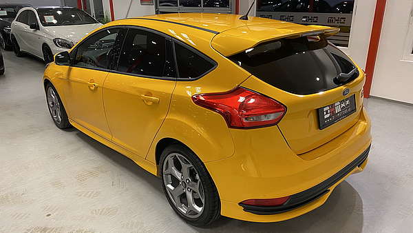 Ford Focus ST (Facelift) Foto 11