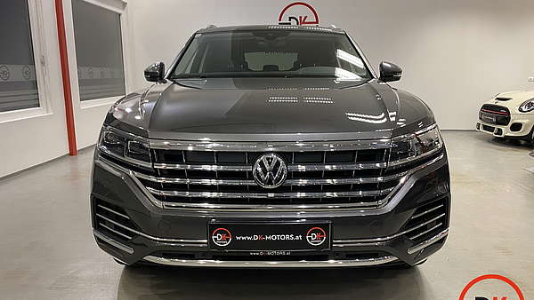 VW Touareg Elegance 3.0 V6 TDI Foto 6