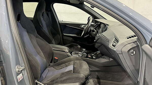BMW 120d xDrive (F40) Automatik M-Paket Foto 18