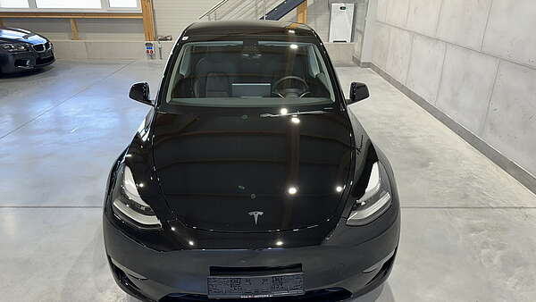 Tesla Model Y Performance All Black & Carbon Foto 7