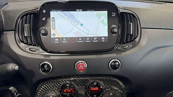 Abarth 695C Competizione 2023 Foto 32