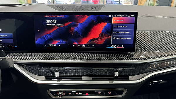 BMW X6 40d xDrive M-Paket Manhattan G06 Foto 32