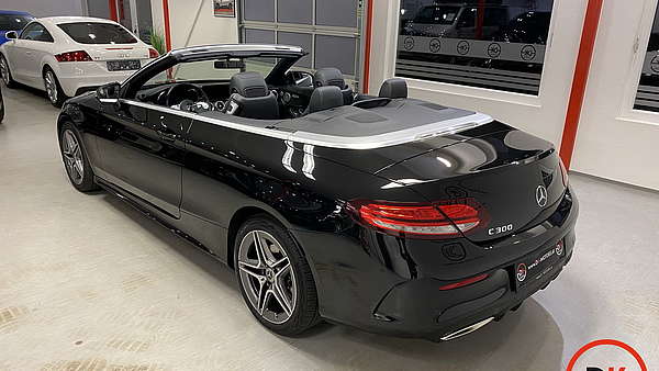 Mercedes C300 Cabrio Aut. AMG Line Foto 10